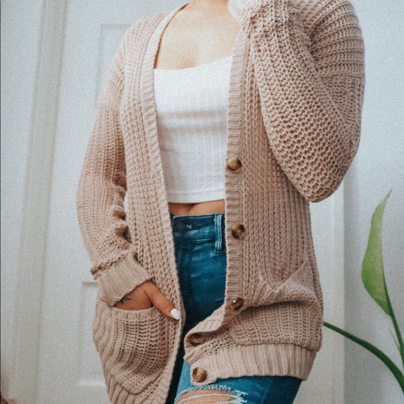 American Eagle Outfitters Sweaters - American Eagle crochet sweater
